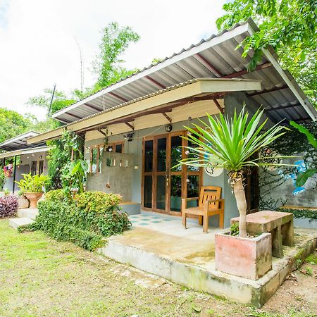 Hotel Baan Kati Sod Pai Esterno foto