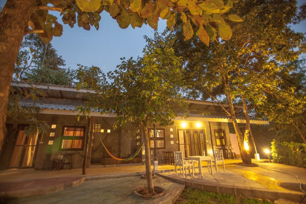 Hotel Baan Kati Sod Pai Esterno foto