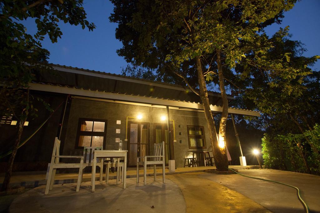 Hotel Baan Kati Sod Pai Esterno foto