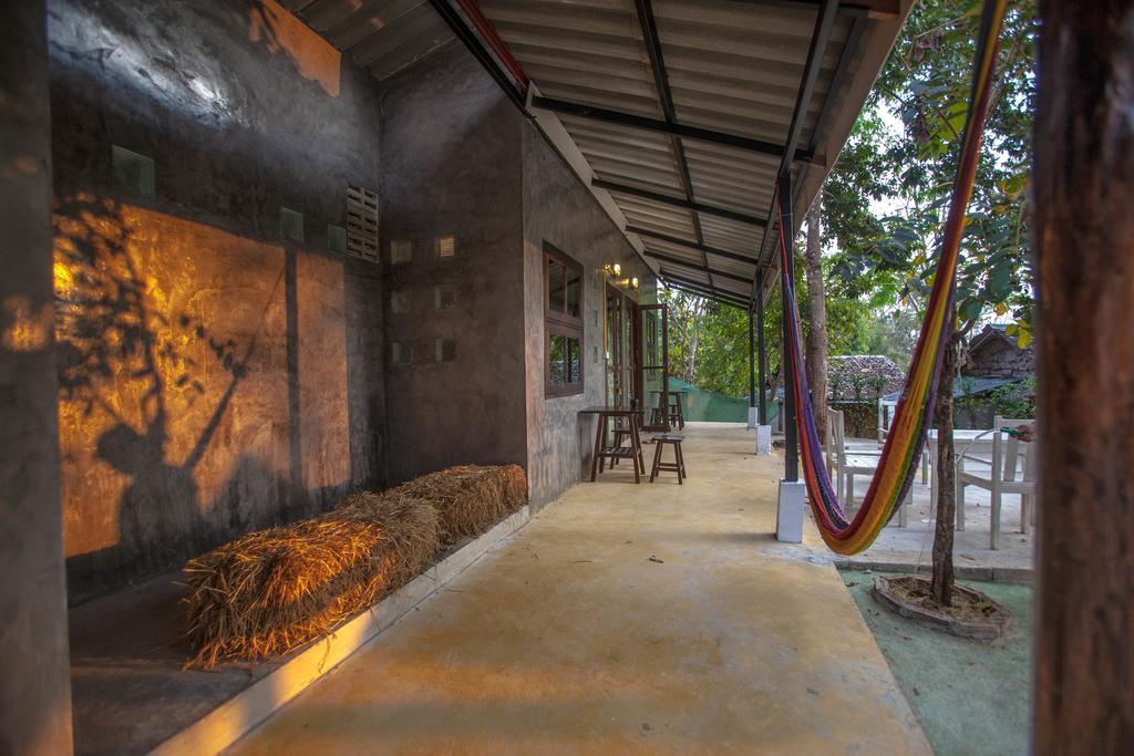 Hotel Baan Kati Sod Pai Esterno foto