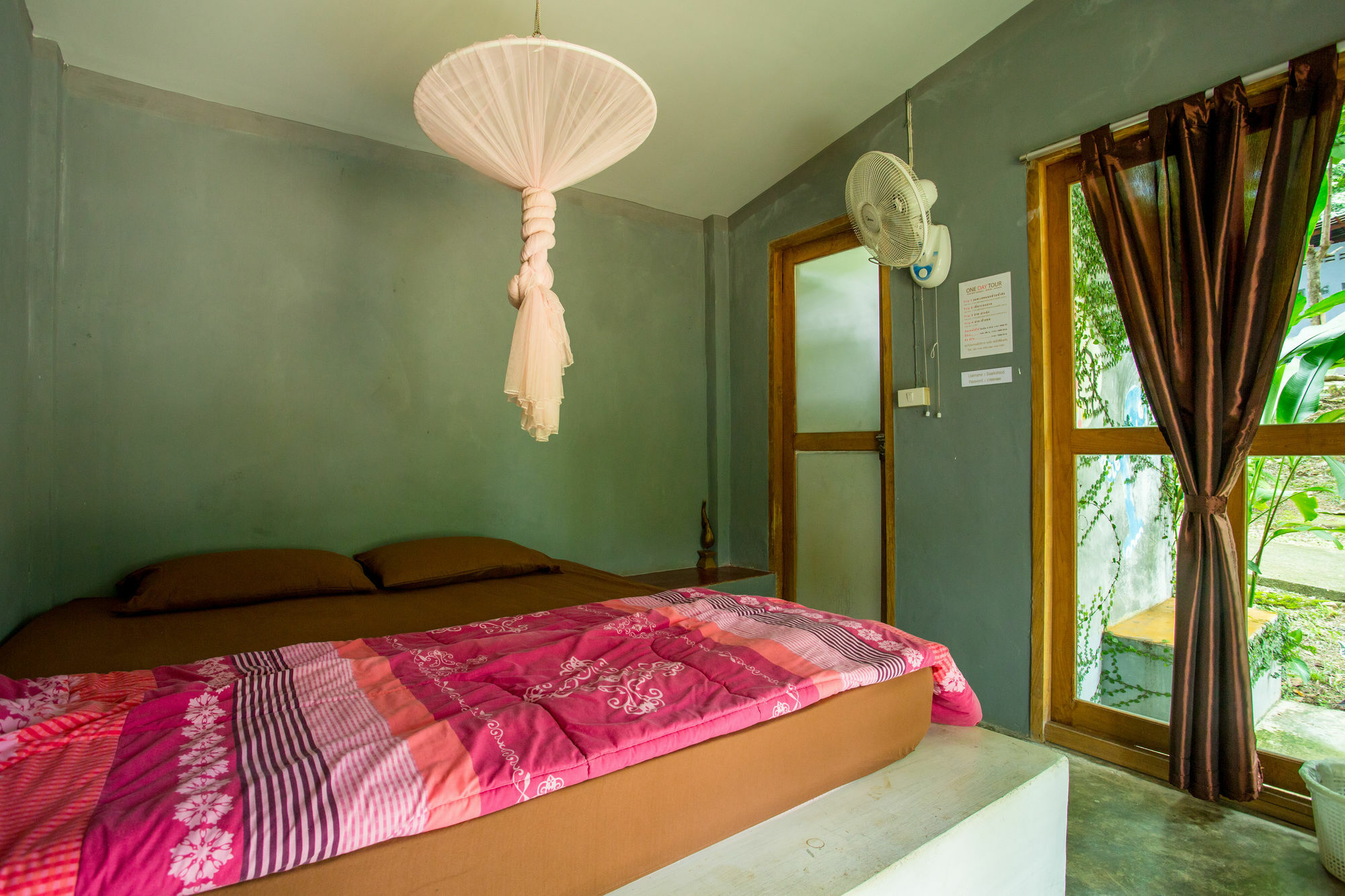 Hotel Baan Kati Sod Pai Esterno foto